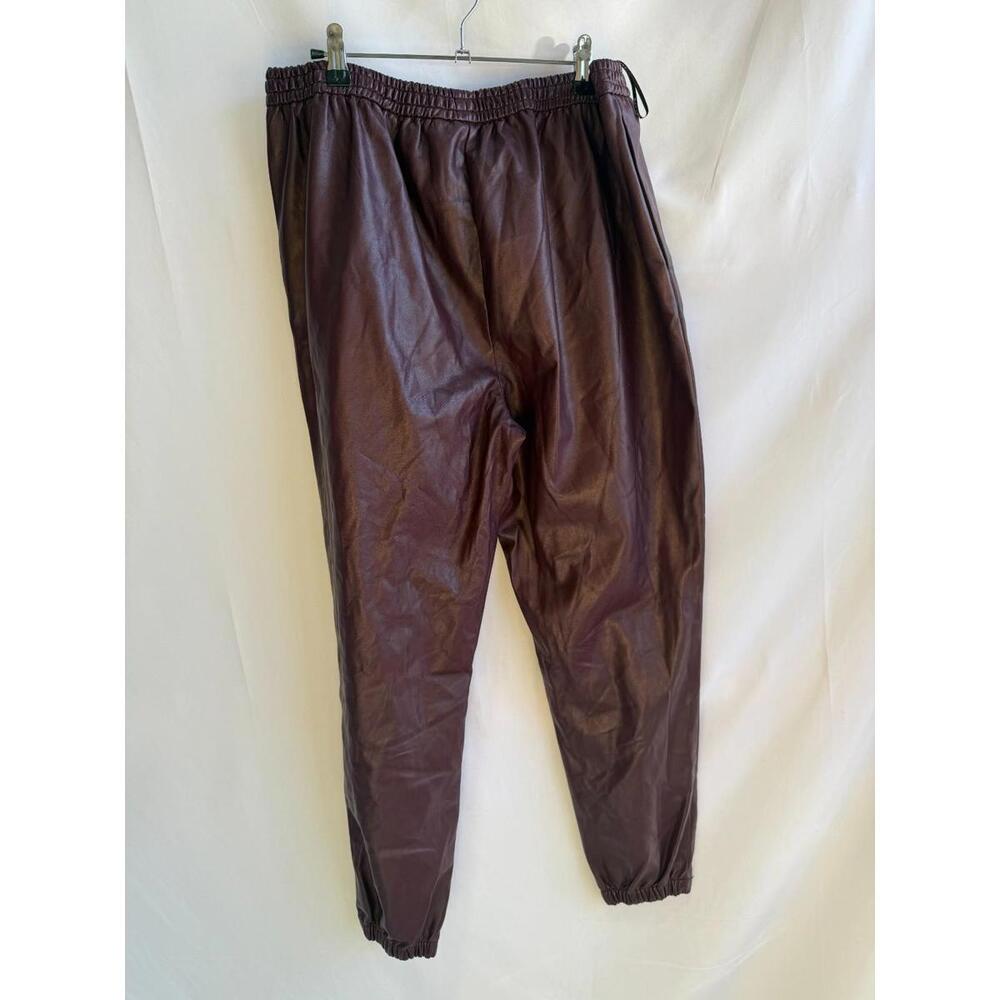 Natori Purple Vegan Leather Joggers Size XL with Minor Creasing - Picture 5 of 8